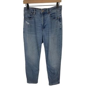 American Eagle Womens stretch Distressed Light Wash Jeans Size 6